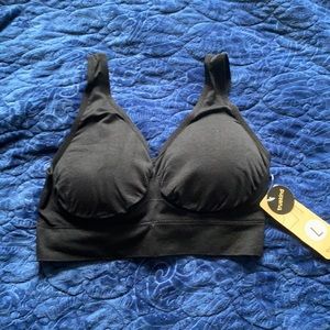 NWT Throw-On Wirefree Bra